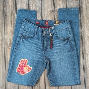 NWT Sasson Skinny Leg Shuffle Medium Wash Jeans Size 6​